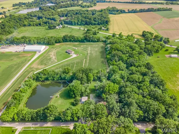11360 Eiff Rd, Marissa, IL 62257