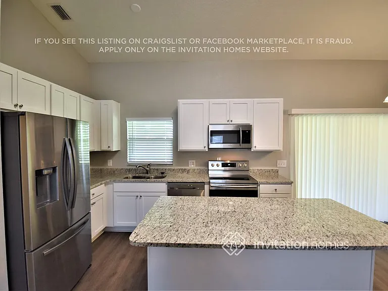 505 Seven Oaks St — Photo 6