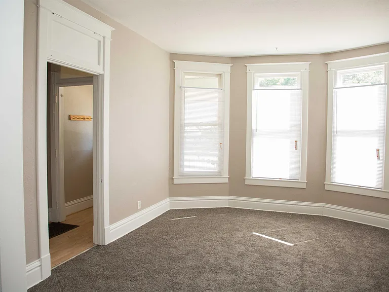 285 Cardiff St — Photo 23