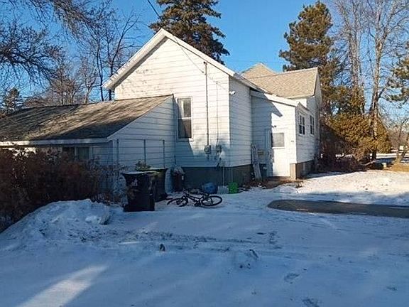 2nd image of 500 Henes Park Dr
