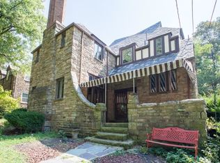 1381 Washington Rd, Mt Lebanon, PA 15228