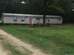 8811 Lake End Rd, Mooringsport, LA 71060