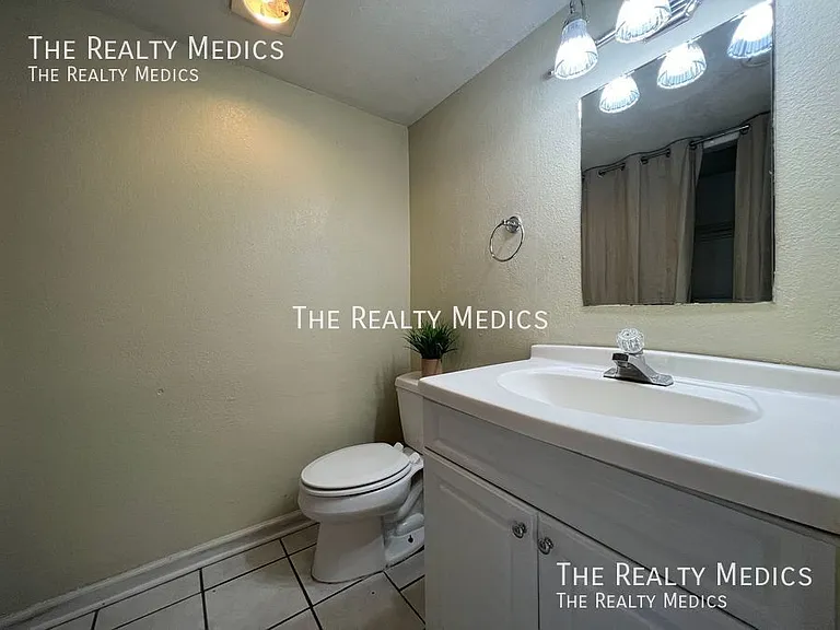 6061 Windhover Dr #10 — Photo 10