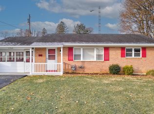 11508 Greenberry Rd, Hagerstown, MD 21740