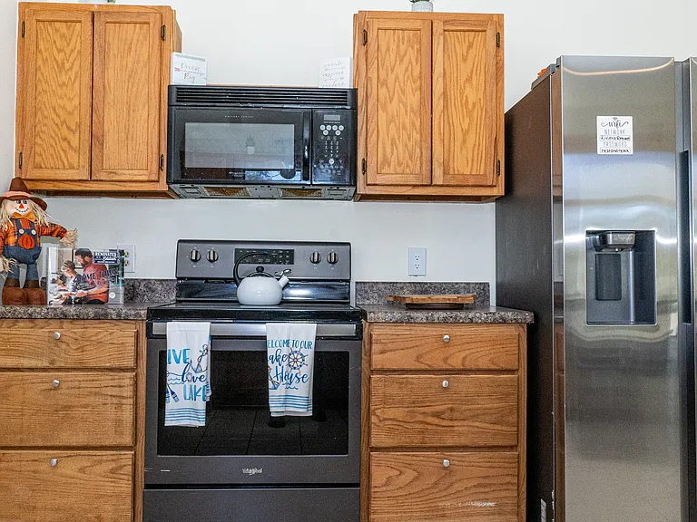 3109 Riviera Dr — Photo 15