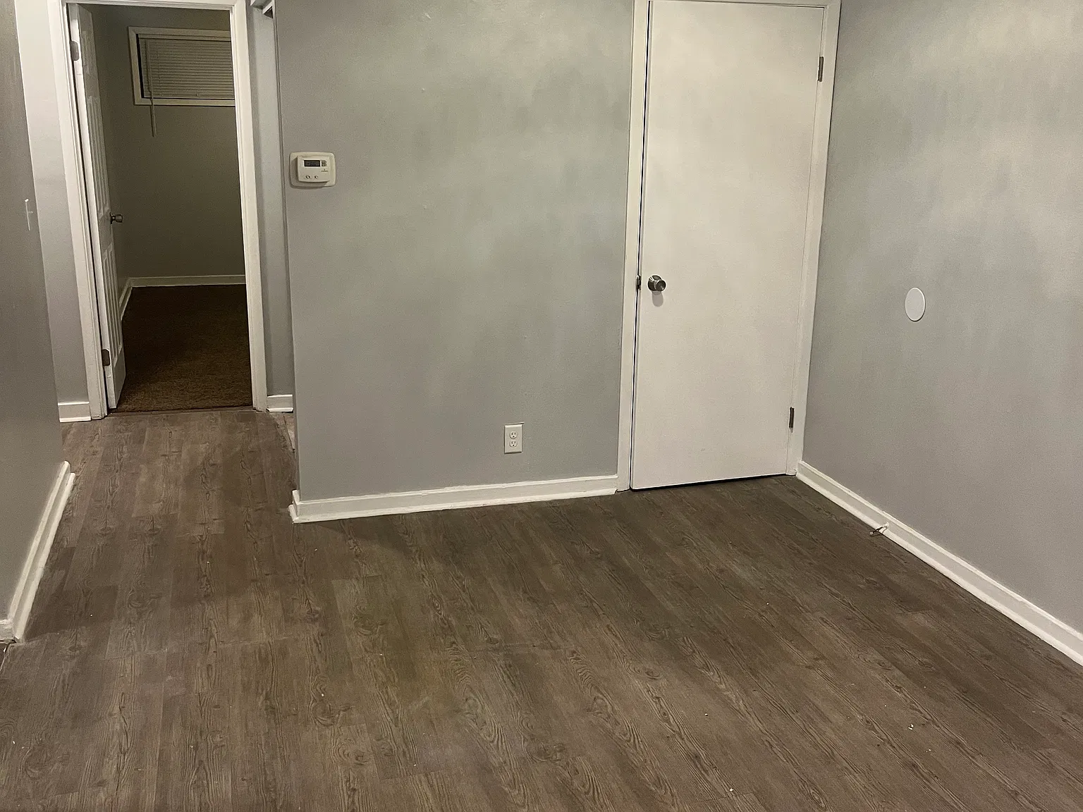 2 bed, 930 sqft, $1,150 — Photo 3