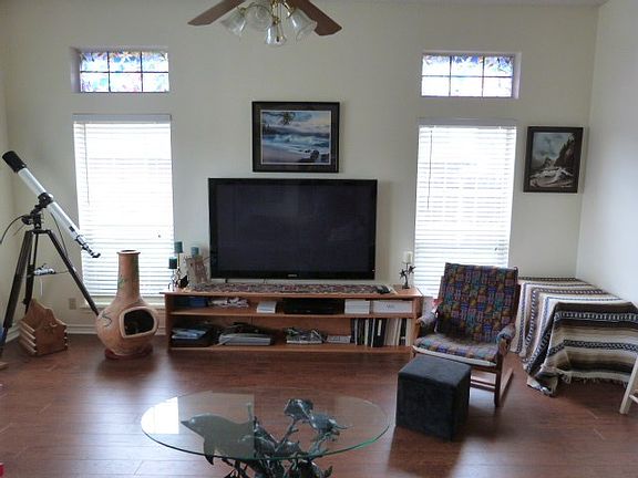 4th image of 4426 Brookdale Dr