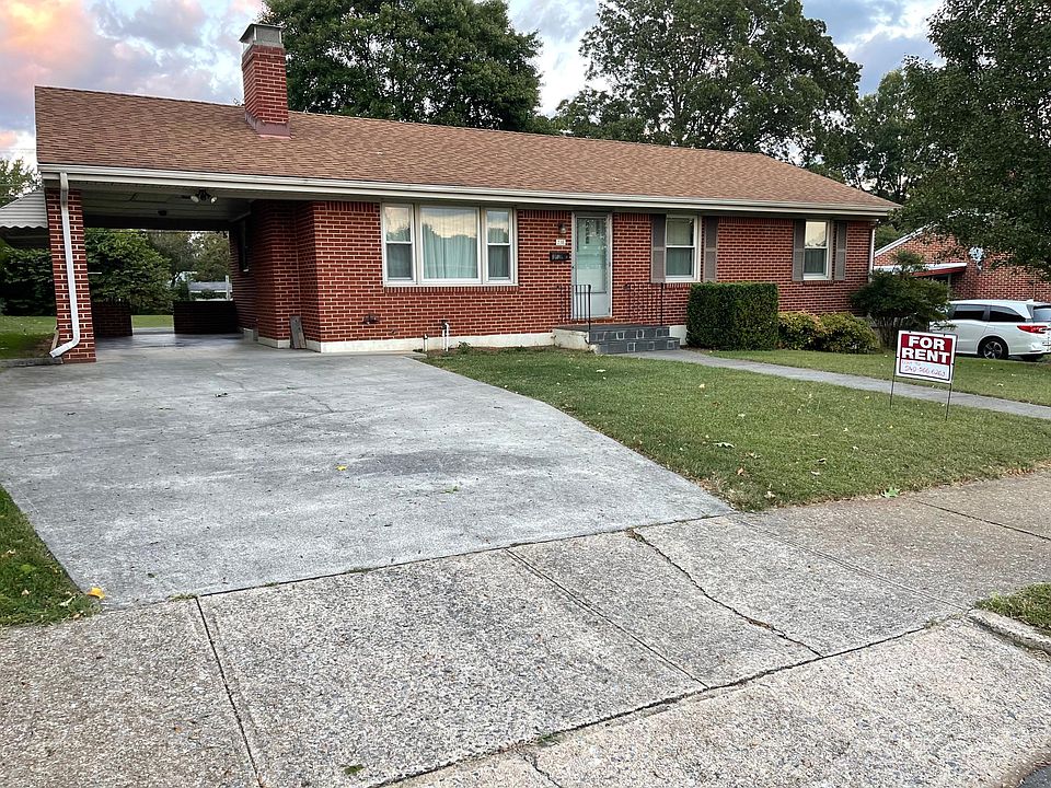 1st image of 238 Preston Ave NE
