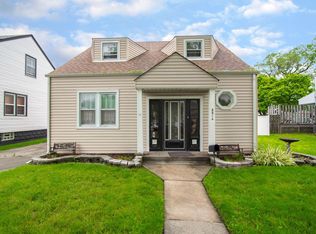 8816 S Richmond Ave, Chicago, IL