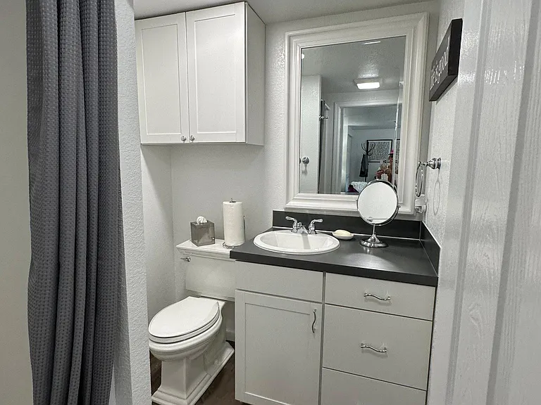 4943 Thompson Ln SE — Photo 12