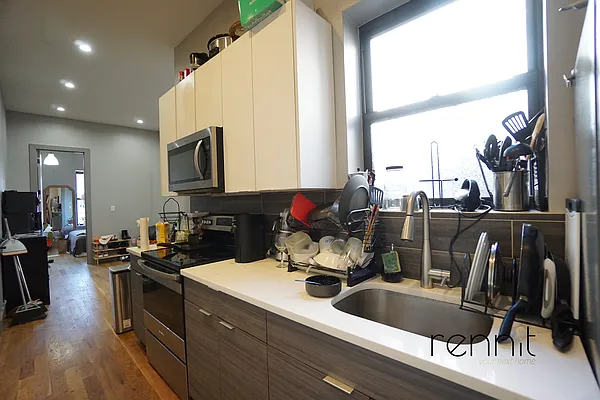 Rented by Rennit Inc. | media 19