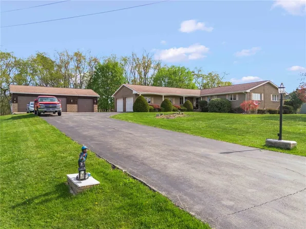 254 Walnut St, Houston, PA 15342