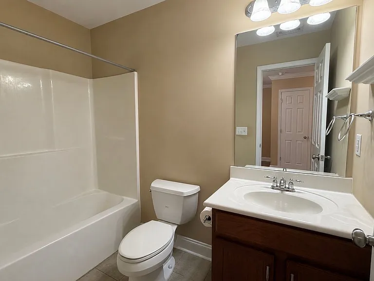 10 Charleston Ct — Photo 21