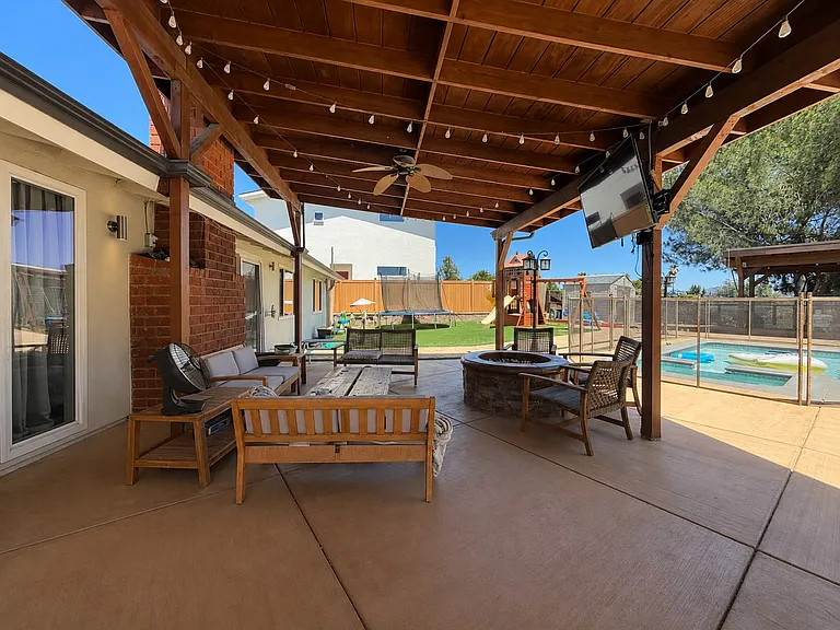 5567 Mason Ave — Photo 13