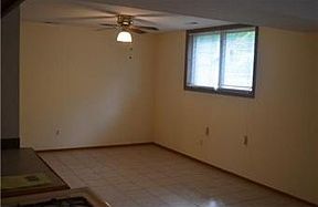 4th image of 2032 S Belmont Blvd