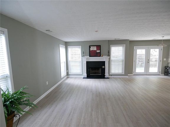 4th image of 3449 Palisade Cove Dr