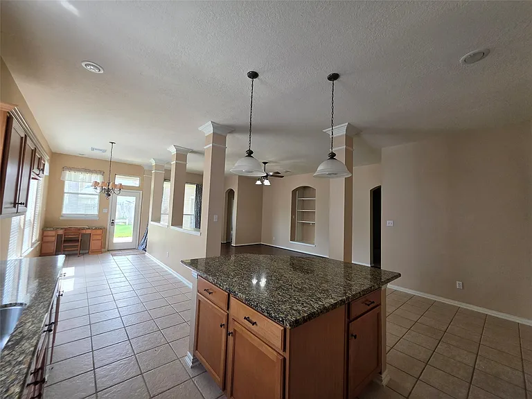 18823 Brighton Trail Ln — Photo 4
