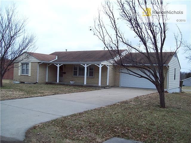 Street view, 6 x 25 covered front porch, large corner lot 100 x 150