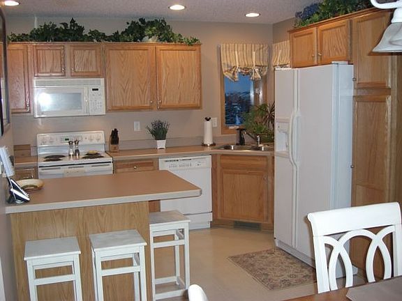 2nd image of 538 Tuttle Dr