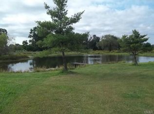 4352 Timberline Rd, Walnutport, PA 18088