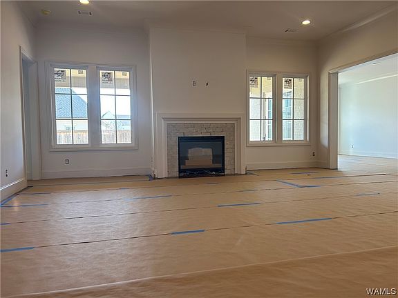4th image of 5807 Edgefield Ave