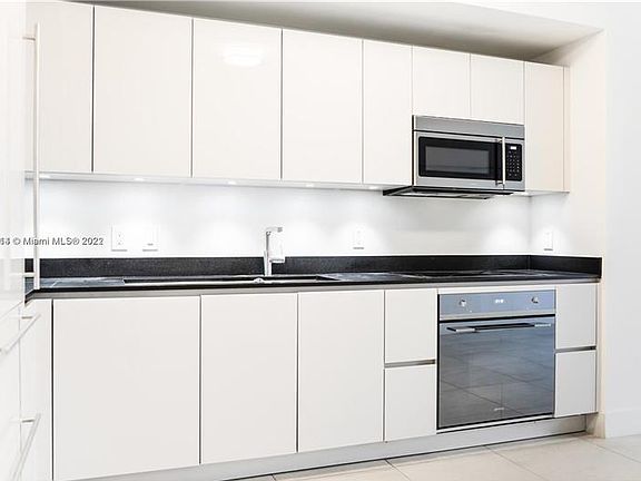 2nd image of 1010 Brickell Ave Unit 3008