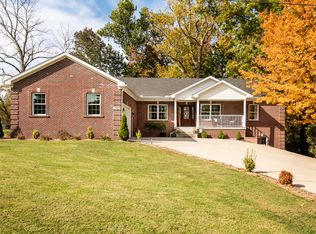 1720 Fairway Dr, La Grange, KY 40031