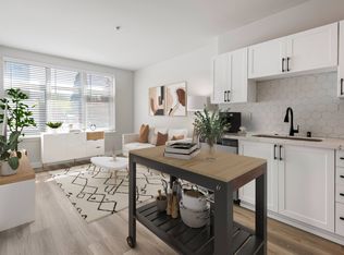 Queen Anne Collection, Seattle, WA 98109