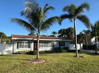 3207 Leigh Rd, Pompano Beach, FL 33062