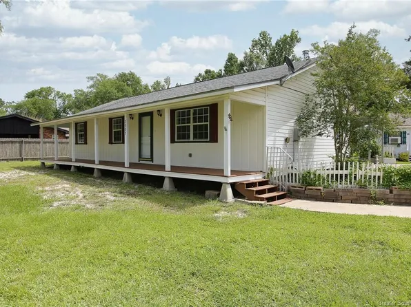 3001 Elliott Ln, Lake Charles, LA 70615
