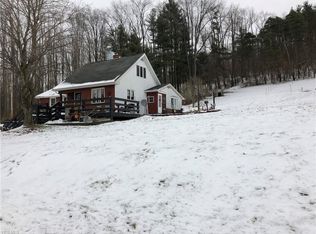 66 Magnolia Rd NW, Dellroy, OH 44620