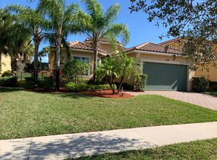 2810 Bellarosa Cir, Royal Palm Beach, FL 33411