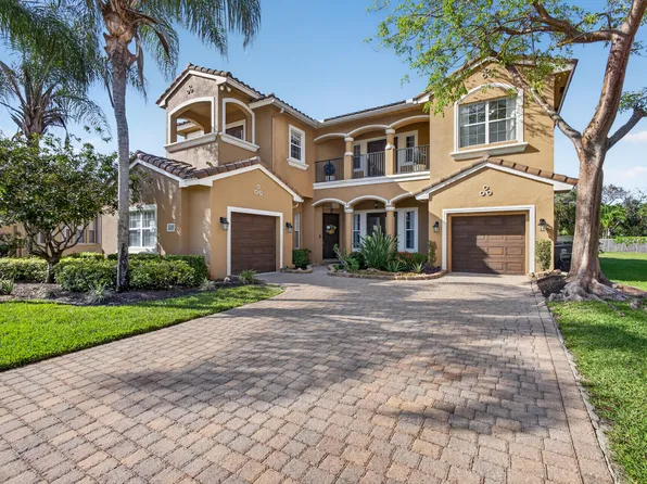 659 Cresta Circle, West Palm Beach, FL 33413