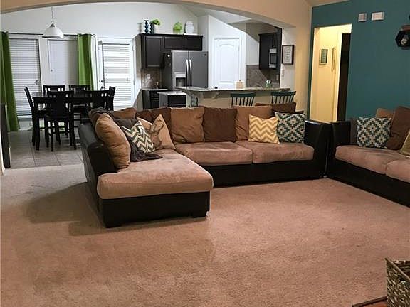 4th image of 345 Creekside Way