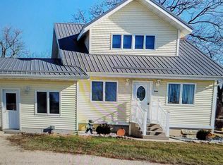 1000 S 3rd St, Manchester, IA 52057