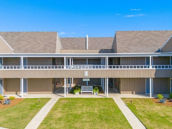 2nd image of 4725 Bay Point Rd #254