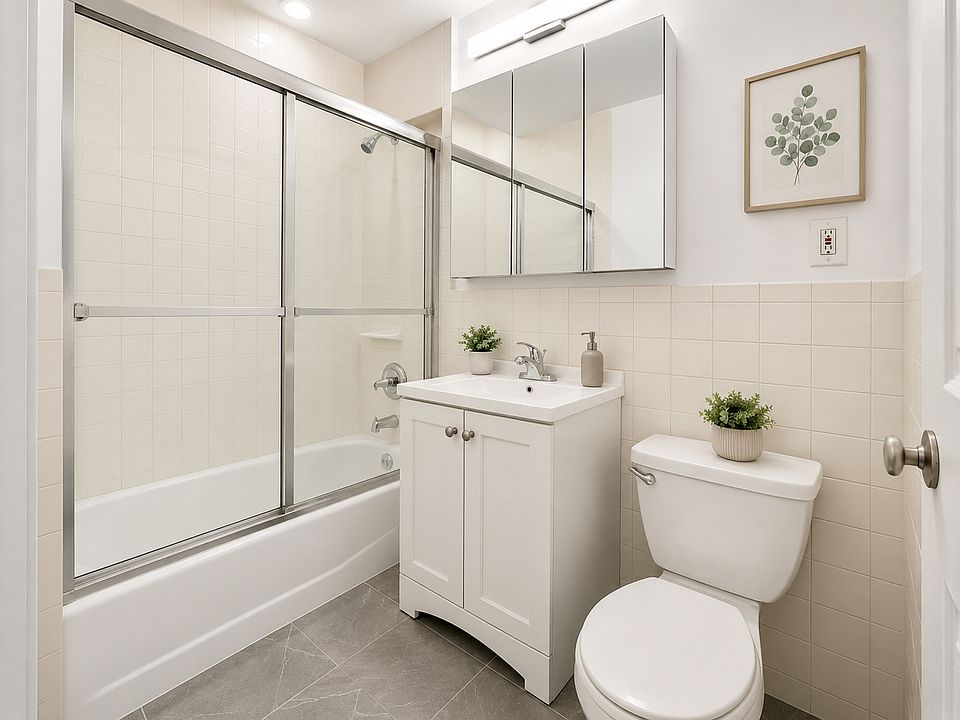 2nd image of 323 E 83rd St APT 4A