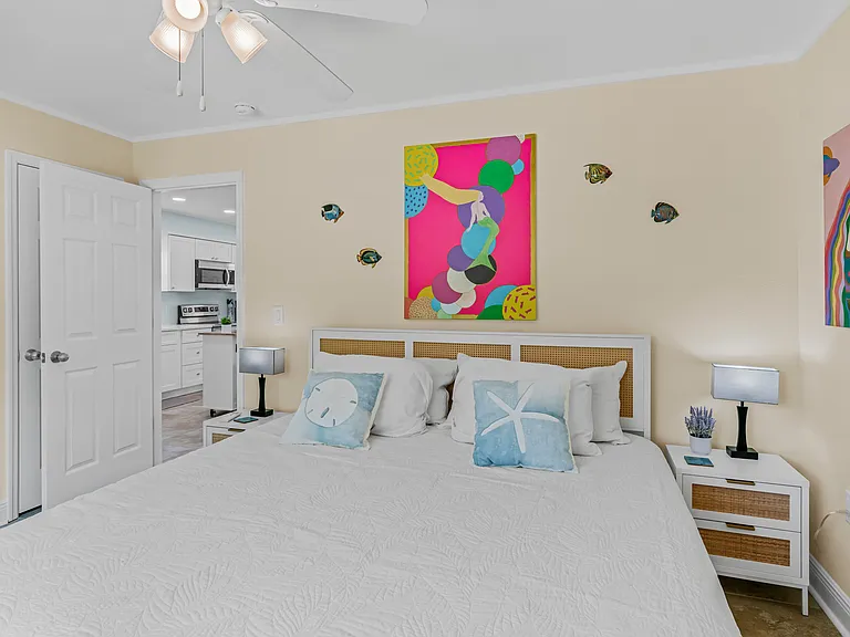 14827 N Bayshore Dr — Photo 19