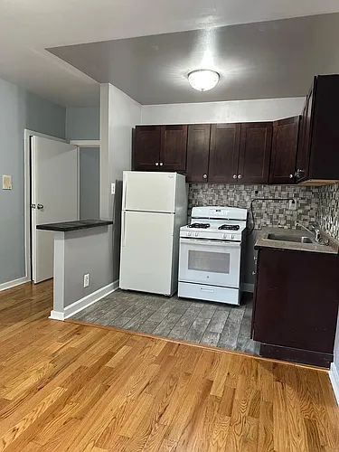 5662-1L N Ridge Ave Photo 1