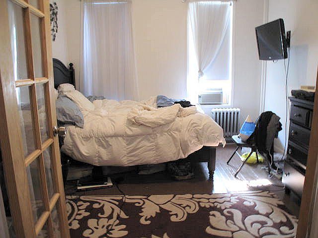 1st image of 221 E 83rd St Frnt 2