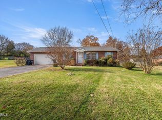 2059 NW Cecil Johnson Rd, Knoxville, TN 37921