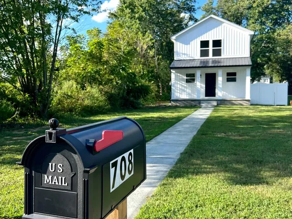 708 Willow St, Ellendale, DE 19941