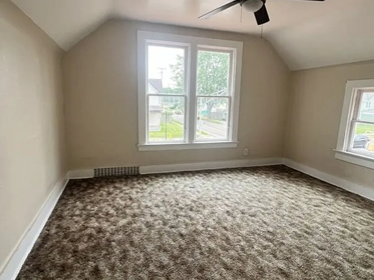 1201 Columbia Ave — Photo 7