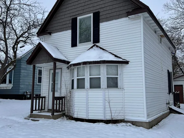 306 Curry Ave, Detroit Lakes, MN 56501