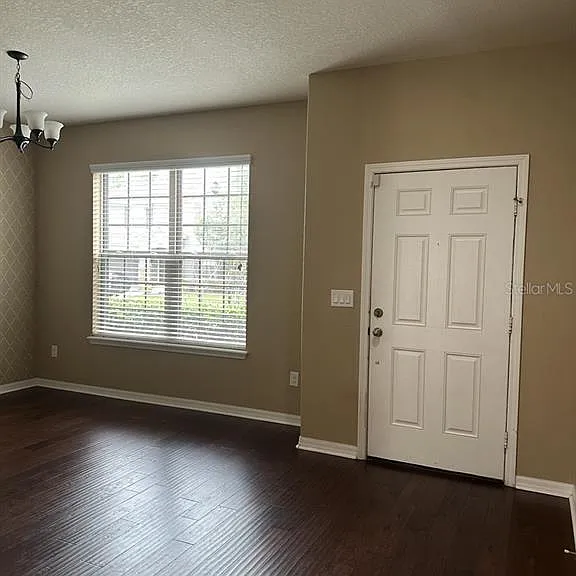 3034 Winglewood Cir — Photo 9