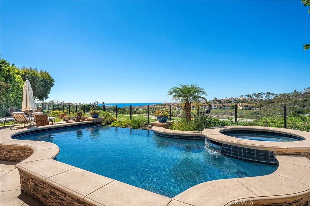 5 bed, 4.5 bath, 4011 sqft, $20,000 — Photo 4