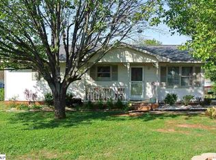 101 McKinley Dr, Inman, SC 29349