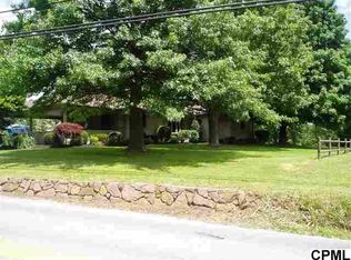1750 Valley Rd, Etters, PA 17319
