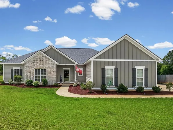 252 Hollister Dr, Albany, GA 31721