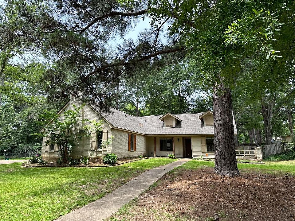 1st image of 290 Pecan Creek Dr